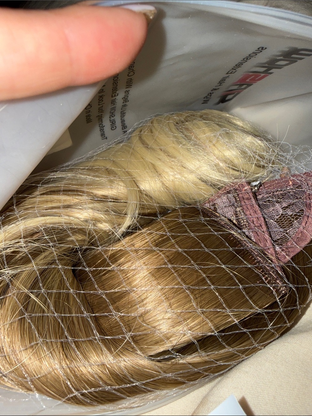 GirlShow Blonde Hair Extensions - Natural Mix Blonde NWT - Picture 4 of 11